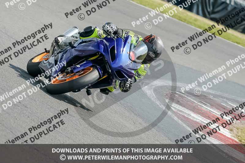 donington no limits trackday;donington park photographs;donington trackday photographs;no limits trackdays;peter wileman photography;trackday digital images;trackday photos